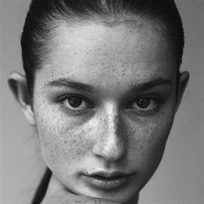 KAROLINA B.